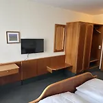 Mueller Hotel 4*
