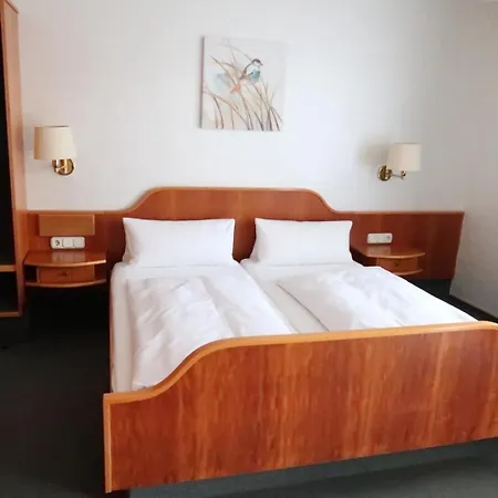 Отель Hotel Zum Mueller