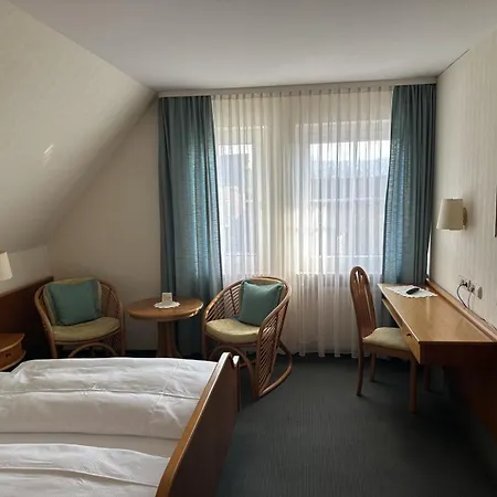 Hotel Zum Mueller Отель 4*